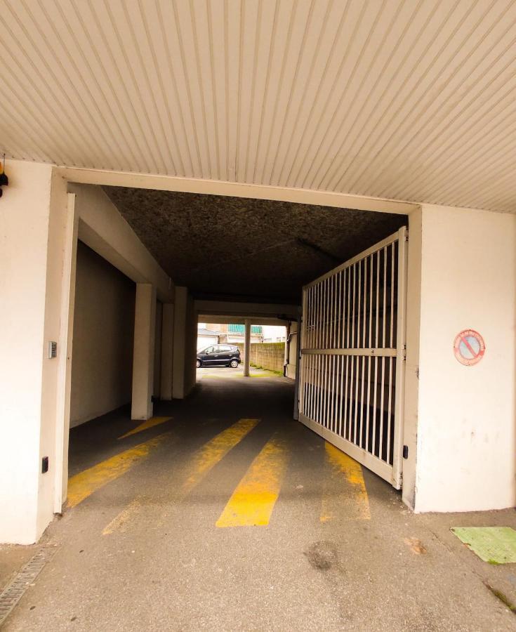 T3 Au Centre Ville Avec Balcon, Parking Gratuit Quimper Exteriér fotografie